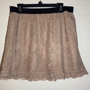 Paper + Tee Pink Lace Skirt Size L